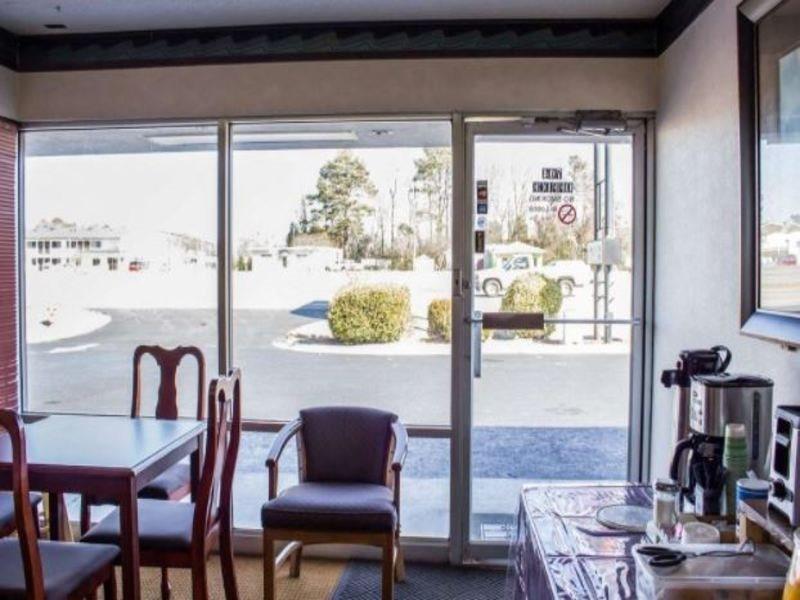 Econo Lodge Goldsboro Hwy 70 Eksteriør bilde