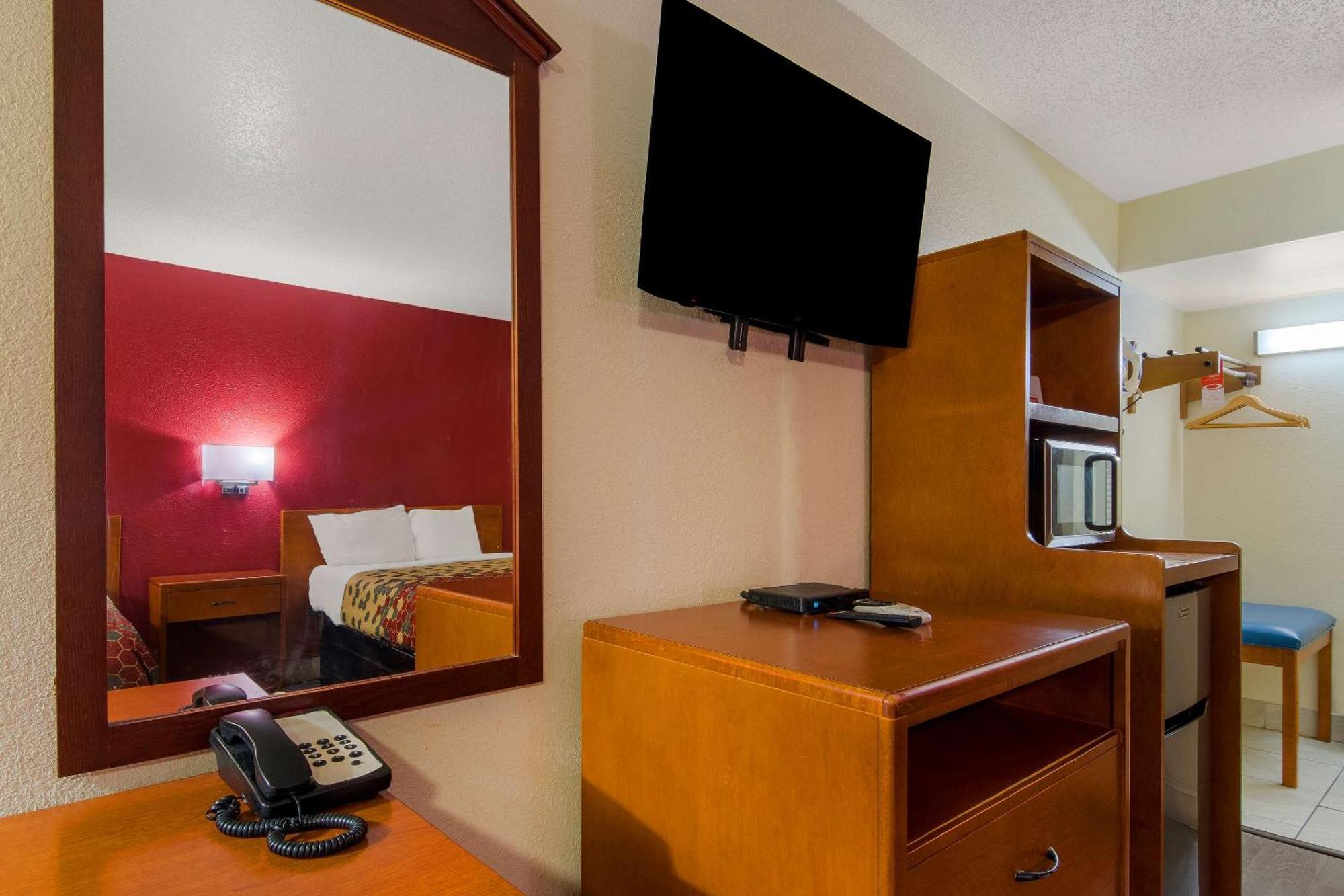 Econo Lodge Goldsboro Hwy 70 Eksteriør bilde