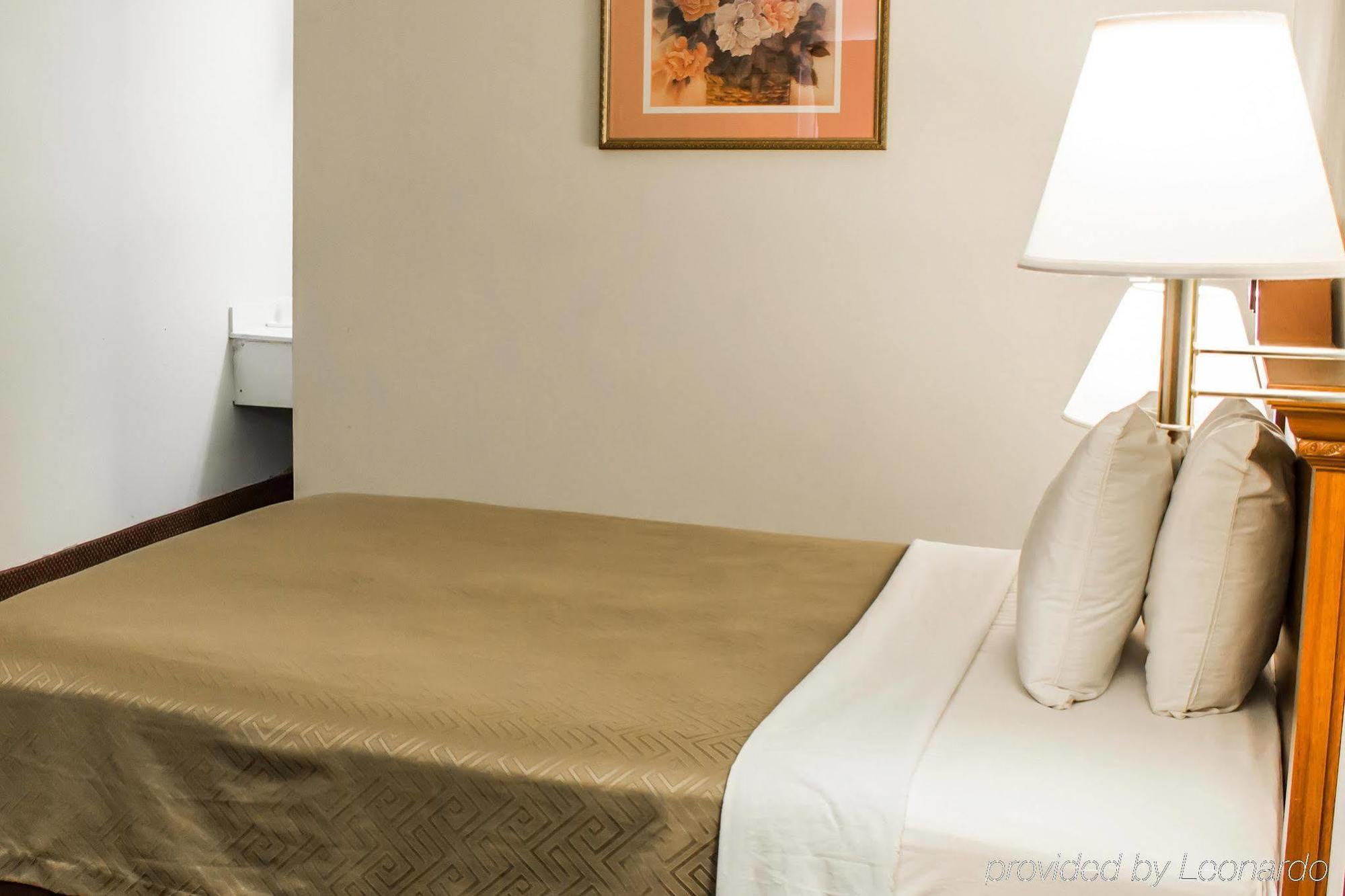 Econo Lodge Goldsboro Hwy 70 Eksteriør bilde